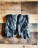 Short Black Leather Gloves